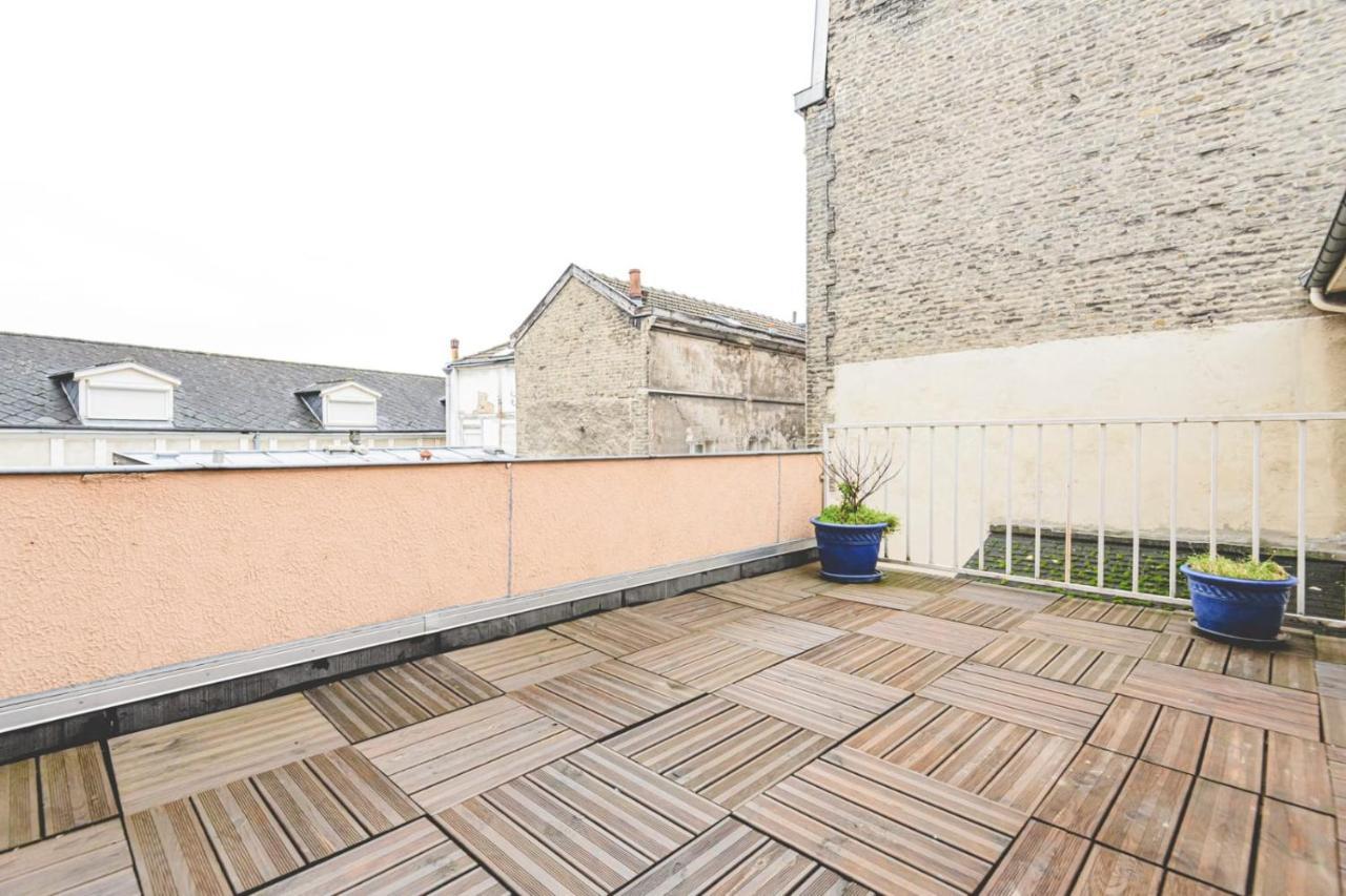 Appartement Lumineux Proche Cathedrale Reims Exterior photo